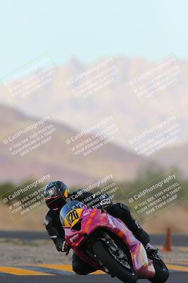 media/Sep-24-2022-CVMA (Sat) [[a45f954247]]/Race 10 Amateur Supersport Middleweight/